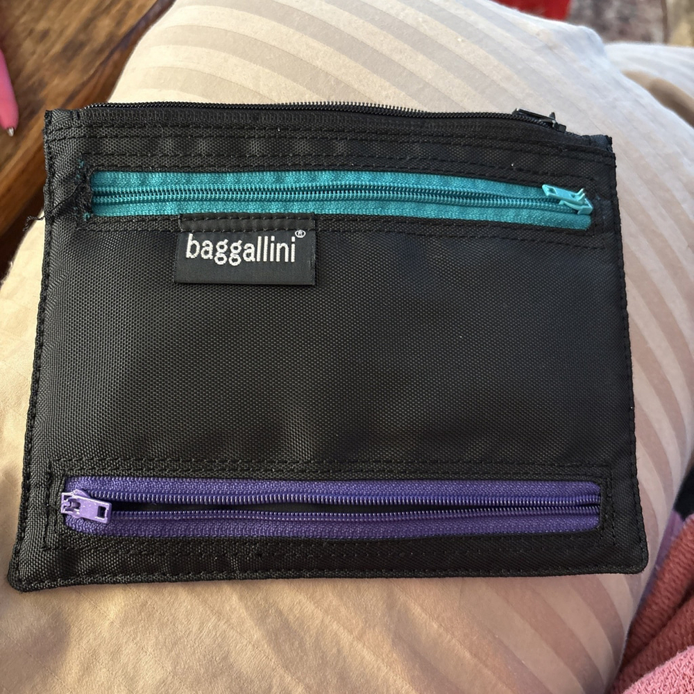 VTG Baggallini Travel Pouch Black Nylon w/ Colorful Zippers